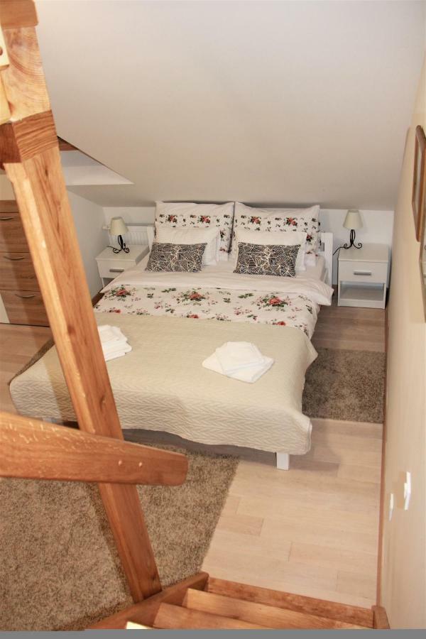 Apartments Borna 2 ซาเกร็บ ภายนอก รูปภาพ