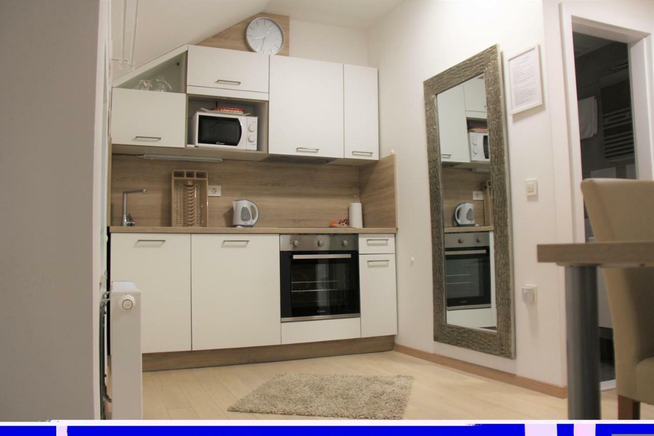 Apartments Borna 2 ซาเกร็บ ภายนอก รูปภาพ